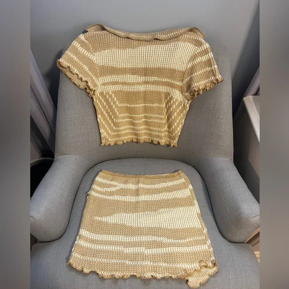 Tiger Mist Crochet Set - Picture 2 of 4